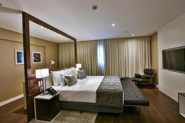Room 18 of 45