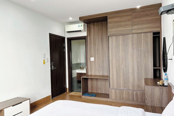 Room 10 of 44