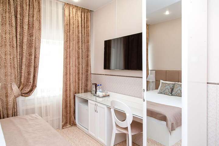 Room 29 of 35