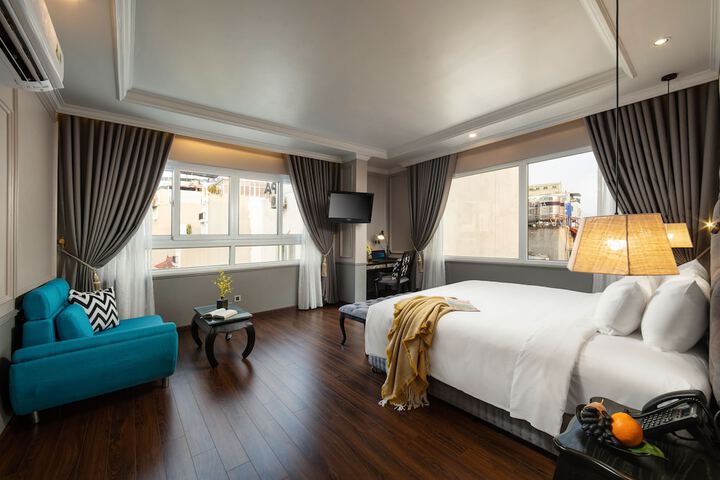 Room 40 of 121