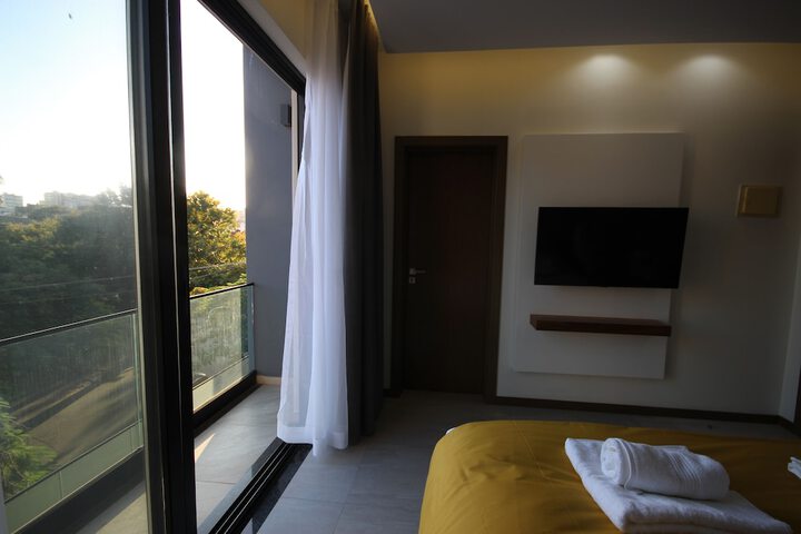 Room 21 of 66