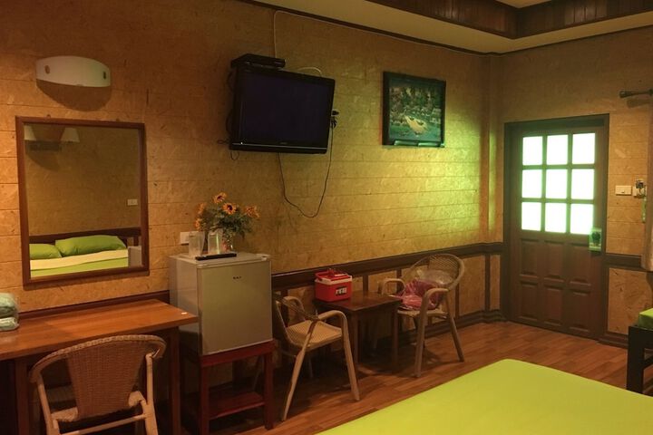 Room 15 of 22