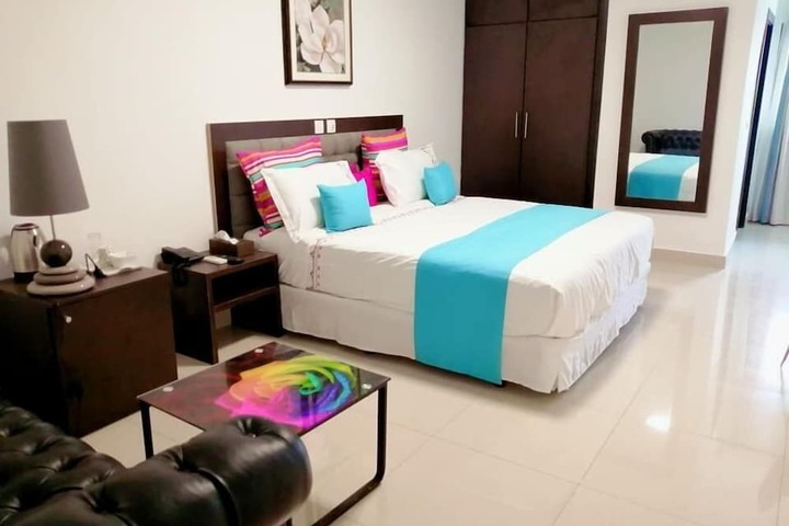 Room 16 of 23