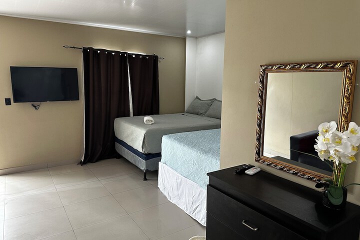 Room 18 of 31