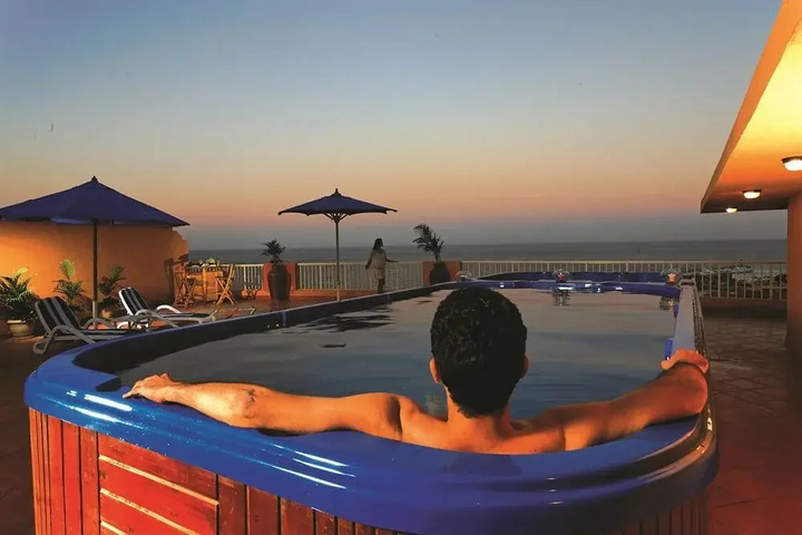Pool 3 of 12