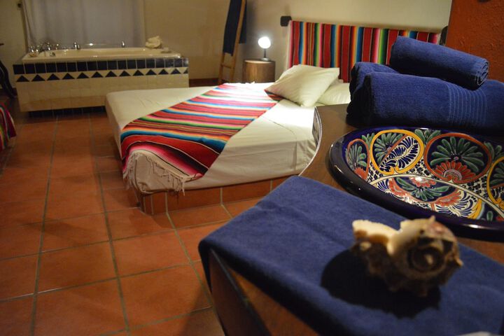 Room 10 of 53