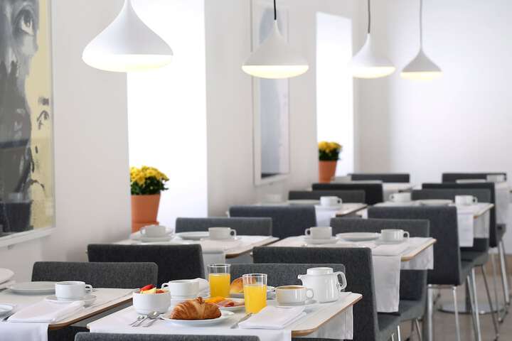 Breakfast/Coffee Service 36 of 61