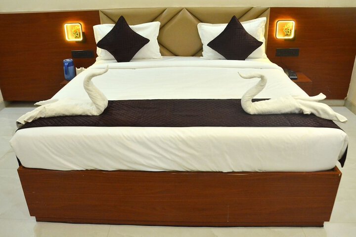Room 9 of 29