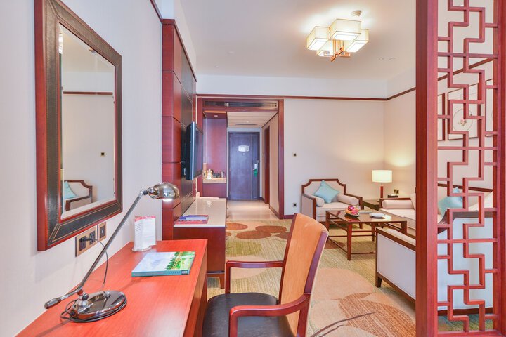 Room 9 of 53