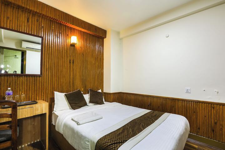 Room 14 of 35