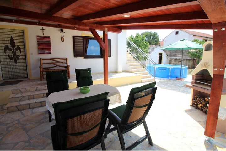 Terrace/Patio 13 of 40