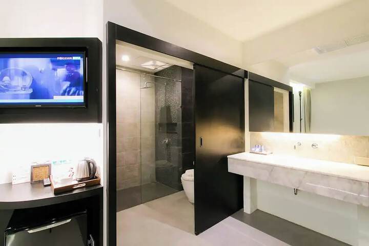 Bath Photo