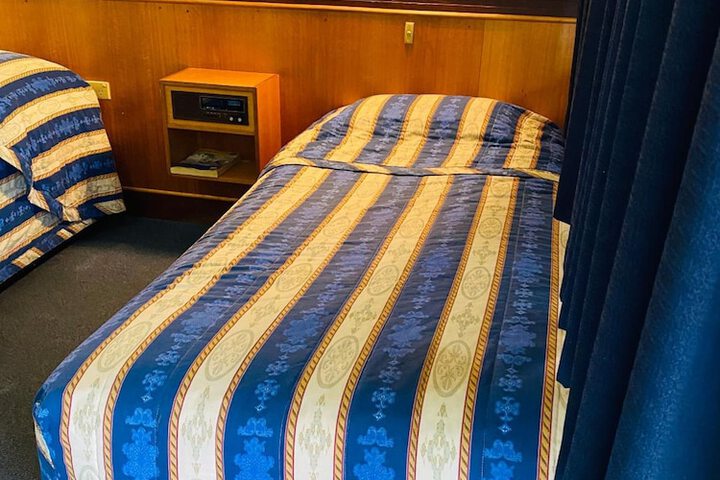 Room 15 of 31