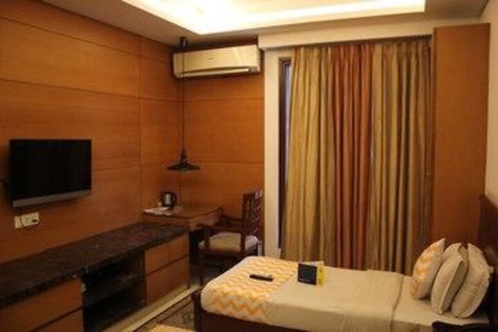 Room 16 of 23