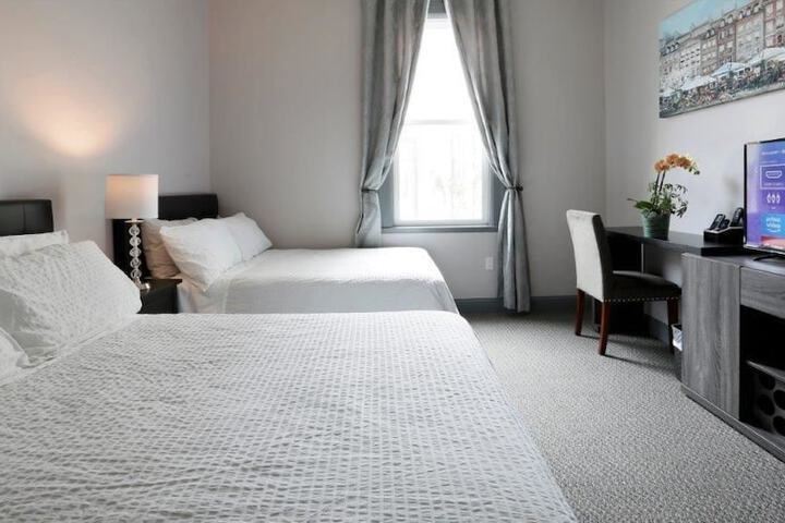 Room 6 of 48