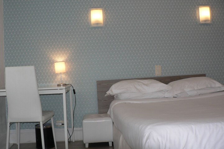 Room 12 of 31