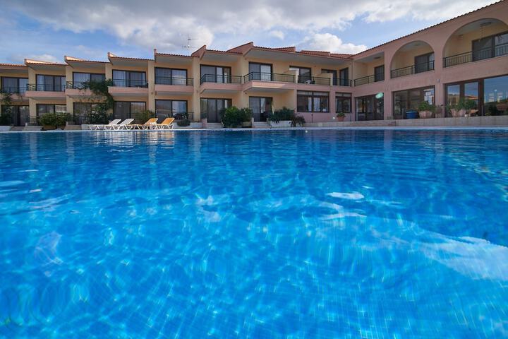 Pool 64 of 80