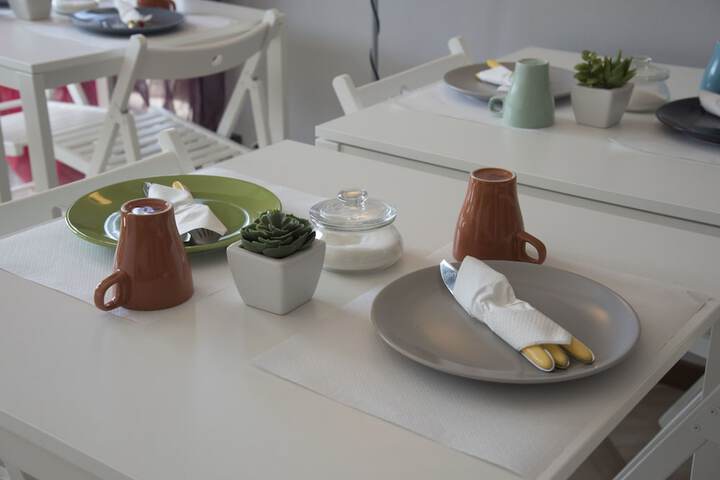 Breakfast/Coffee Service 28 of 58