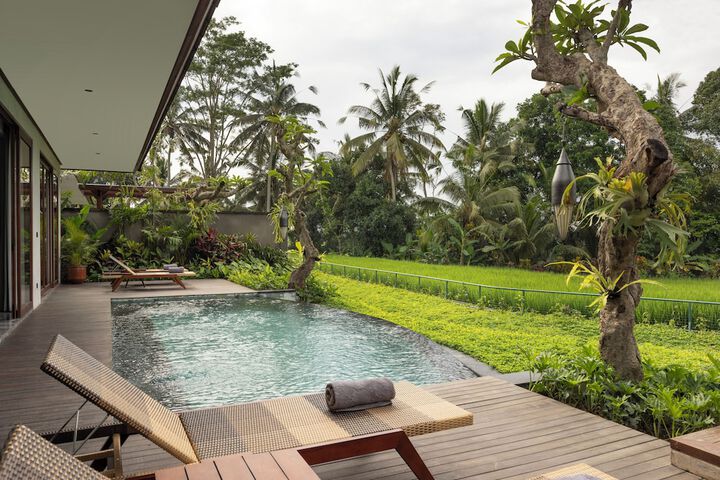 Pool 48 of 83