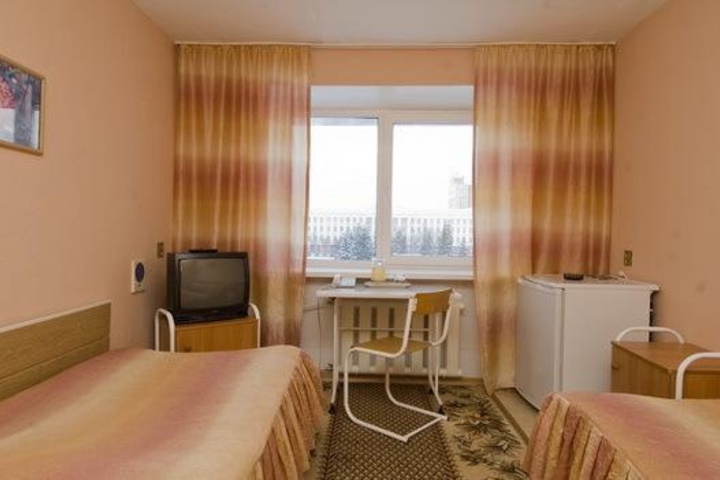 Room 8 of 8