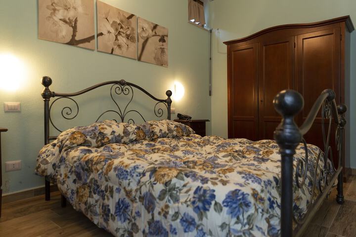 Room 19 of 125