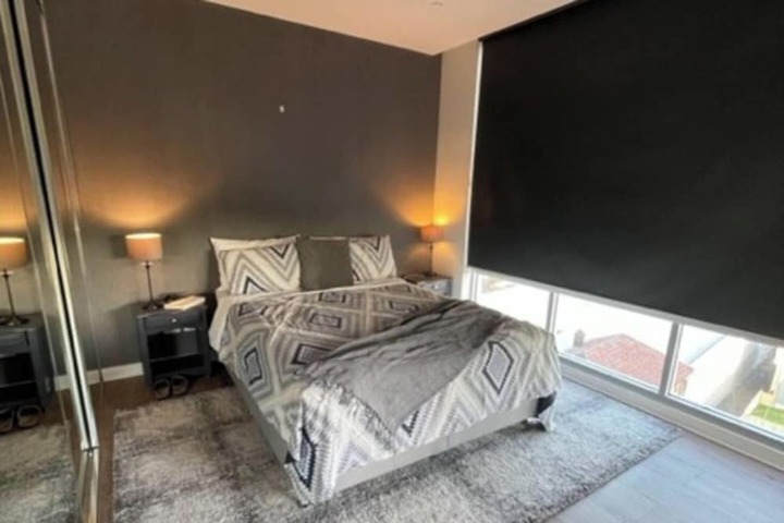 Room 1 of 17