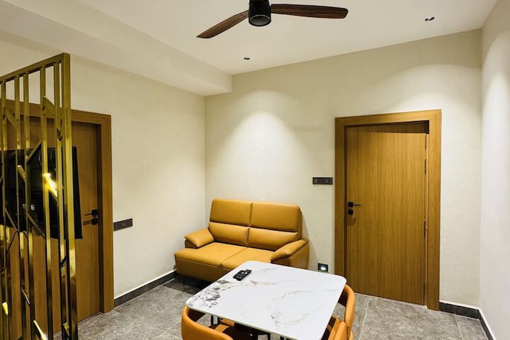 Room 14 of 59