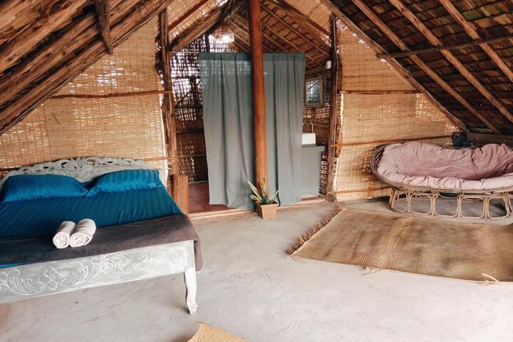 Room 2 of 15