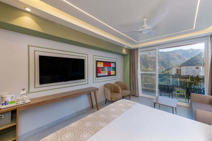 Room 19 of 46