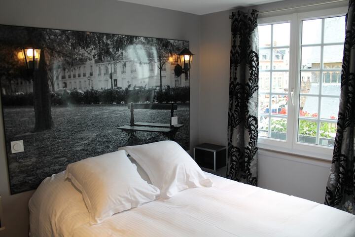 Room 5 of 58