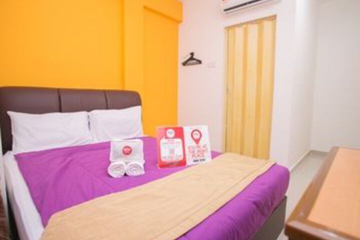 Room 9 of 24
