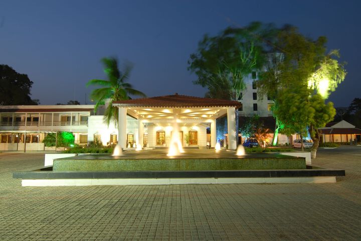 Hotel 32 of 35