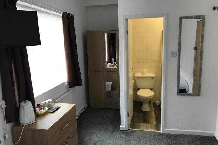 Room 31 of 60