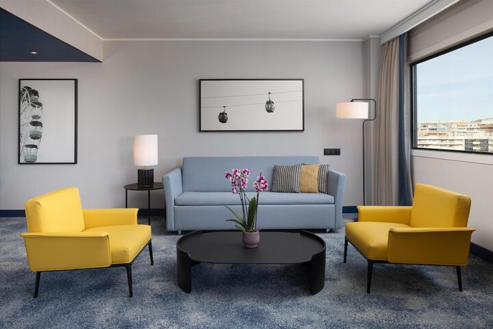Room 64 of 119