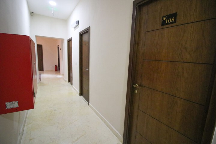 Ballroom/Hall 51 of 59