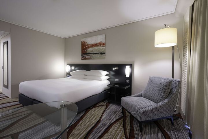 Room 35 of 164