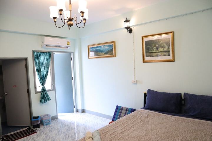 Room 14 of 31