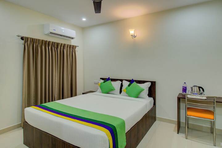 Room 15 of 29