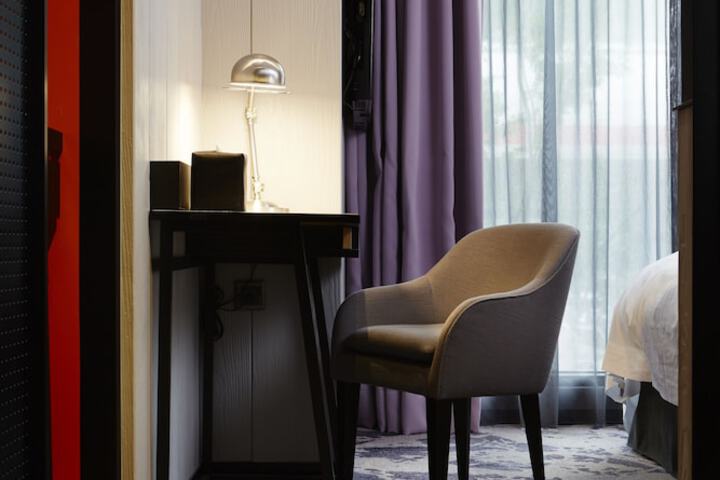 Room 10 of 61