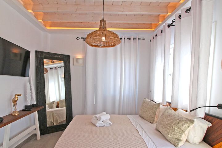 Room 47 of 53