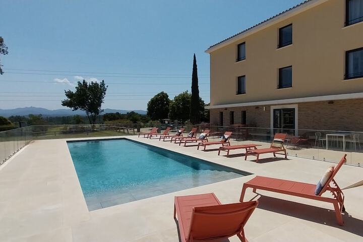 Ibis Styles Cabriès Aix-En-Provence Tgv in Cabries