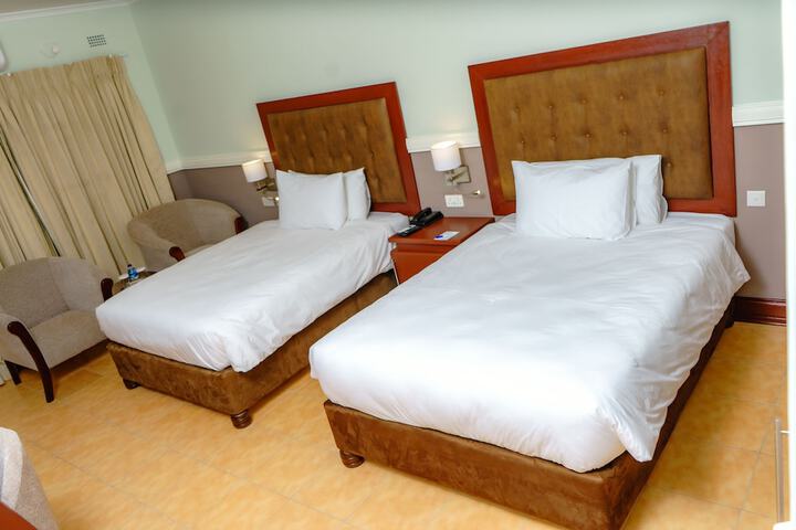 Room 2 of 42