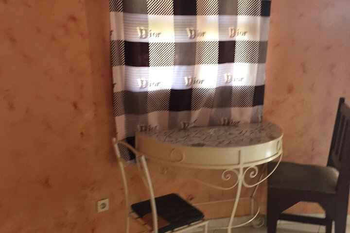 Room 11 of 24