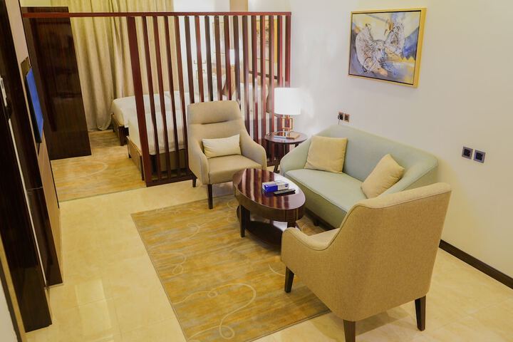 Room 44 of 83