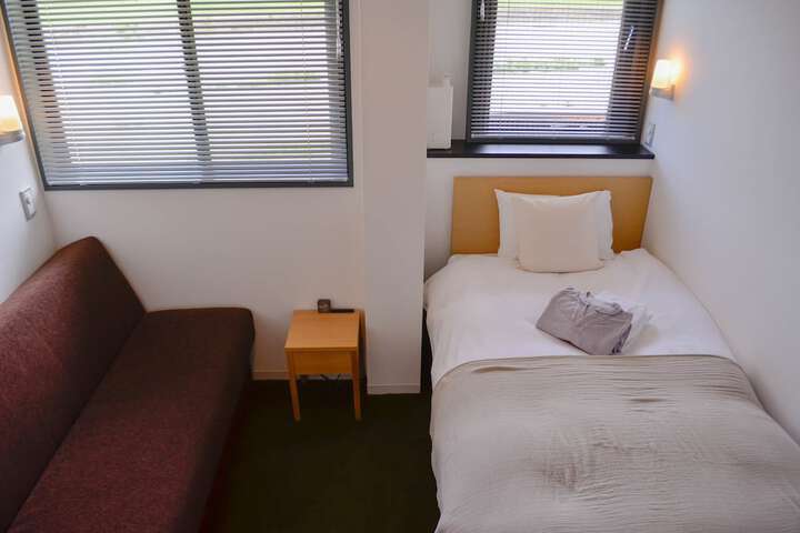 Room 6 of 51