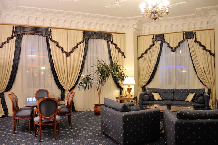 Room 19 of 94