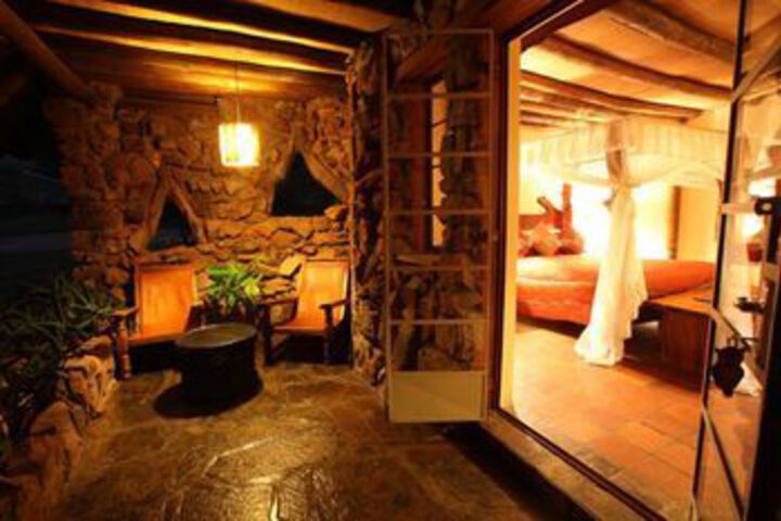 Room 8 of 43
