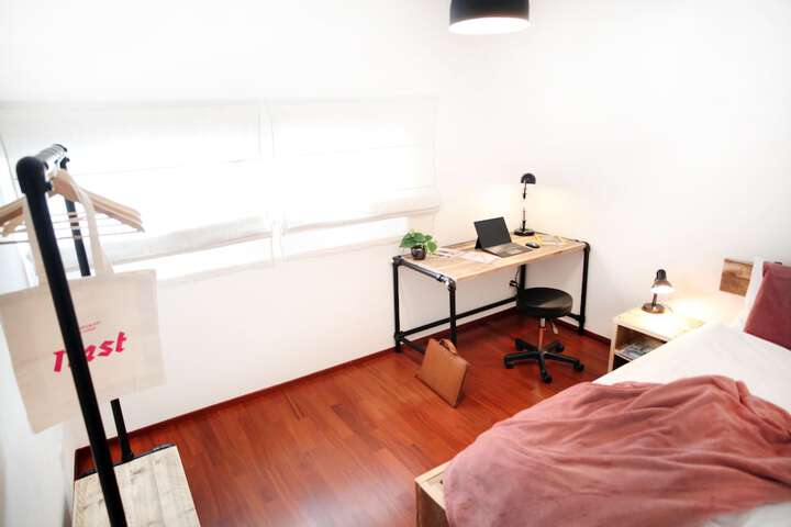 Room 7 of 38