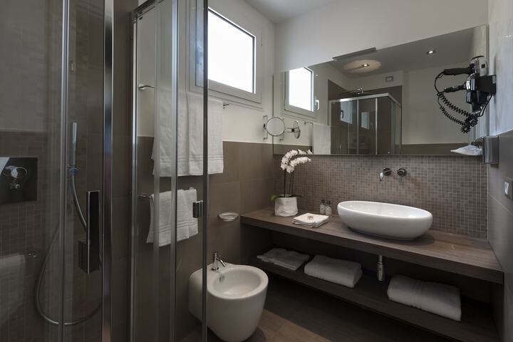 Bathroom Interior Photo