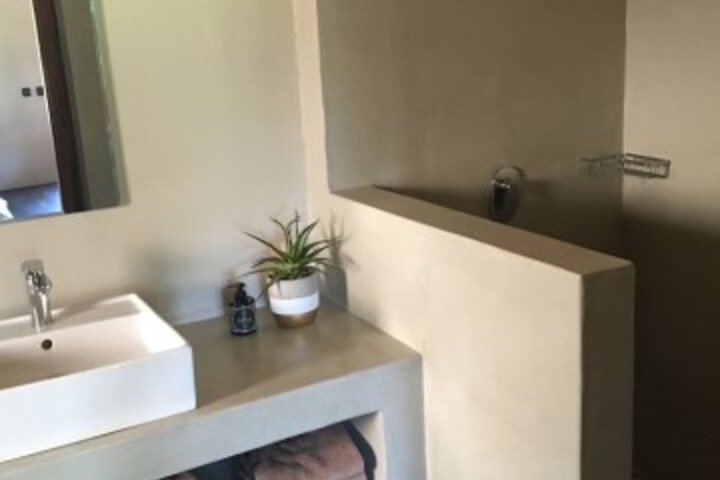 Room 19 of 35